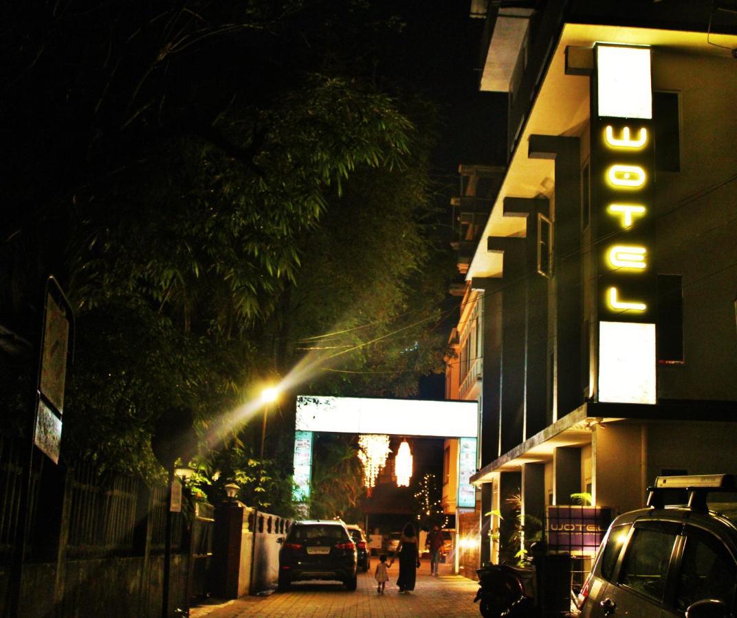 Wotel Calangute Goa Exterior foto